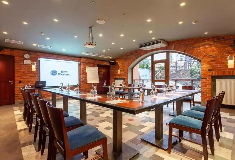 هتل Best Western Santakos