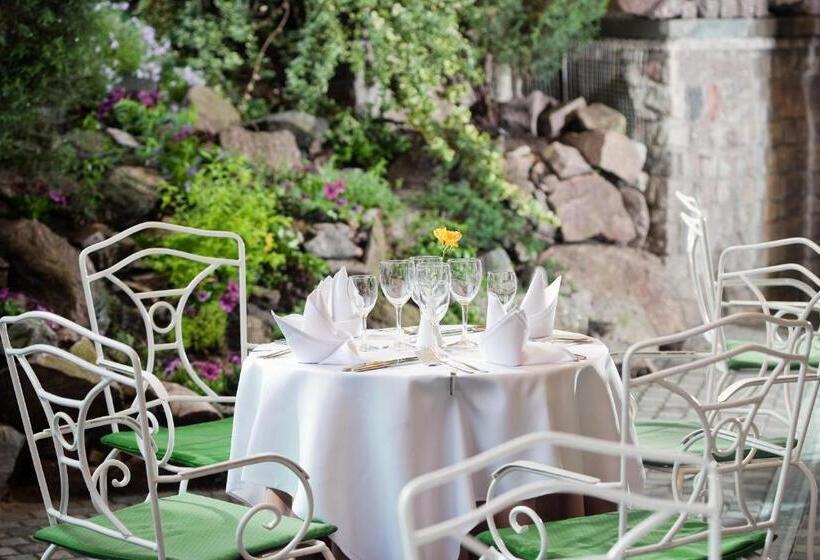 هتل Best Western Santakos