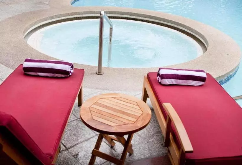 Отель Dorsett Grand Labuan