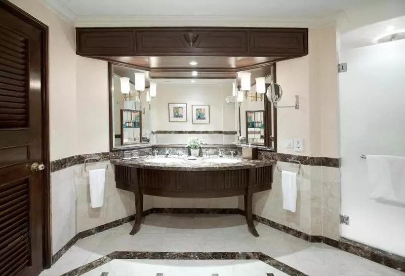 Отель Dorsett Grand Labuan