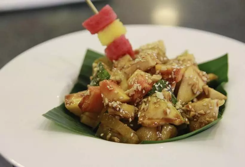 Отель Dorsett Grand Labuan