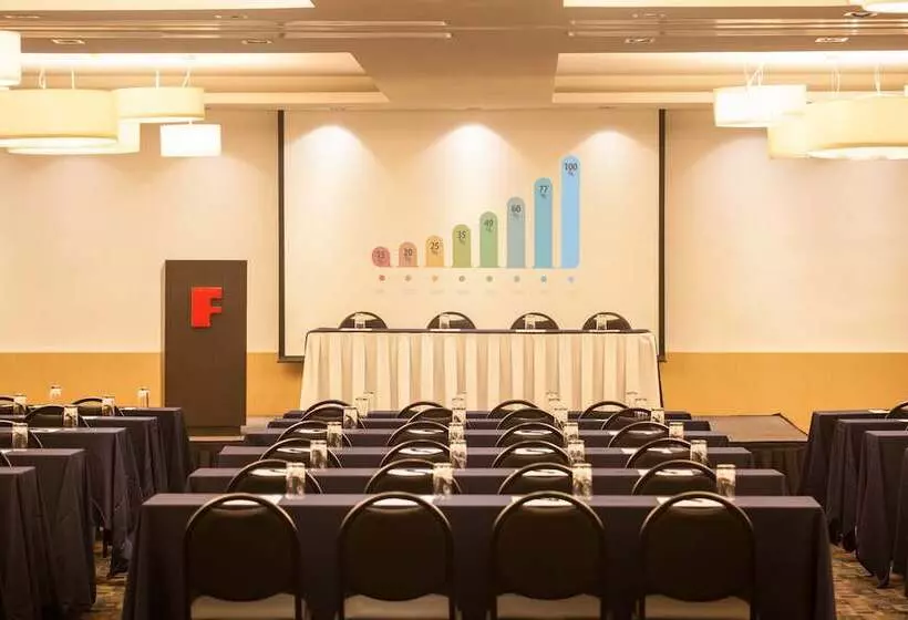 هتل Fiesta Inn Aeropuerto CD Mexico