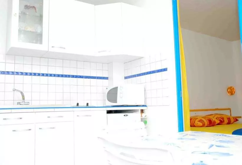 Studio A Le Diamant A 500 M De La Plage Avec Vue Sur La Mer Jardin Clos Et Wifi