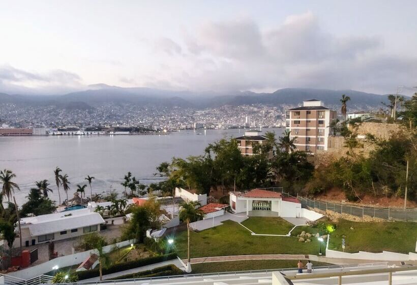 فندق Aristos Acapulco