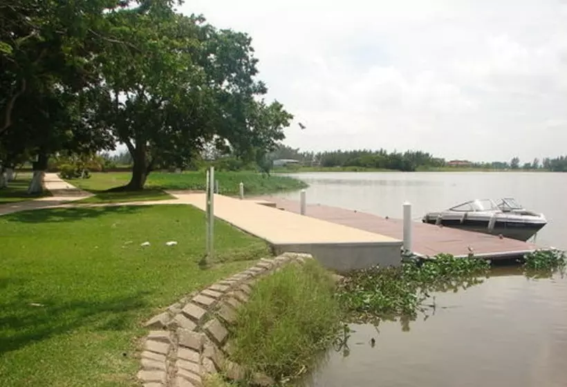 Отель Terranova