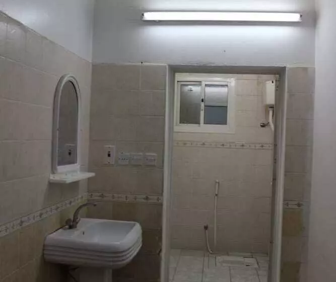 Al Eairy Furnished Apartments Al Baha 3