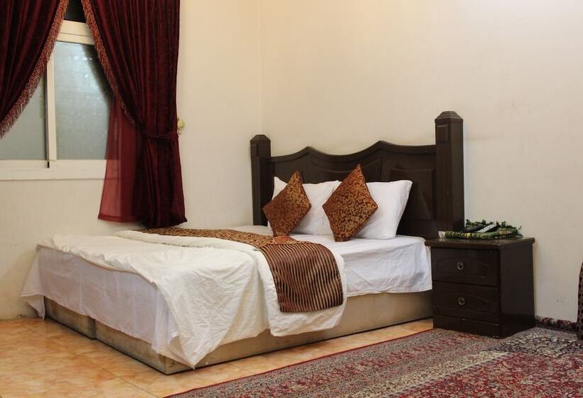 Al Eairy Furnished Apartments Al Baha 3