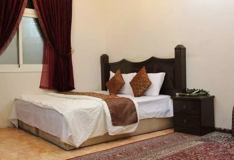 Al Eairy Furnished Apartments Al Baha 3