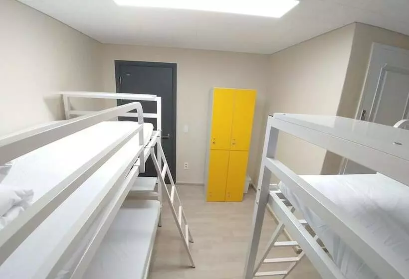 هاستل Hause Itaewon