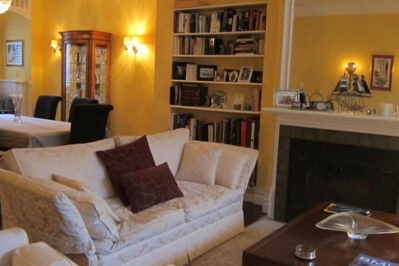 تختخواب و صبحانه Elegant Cabbagetown