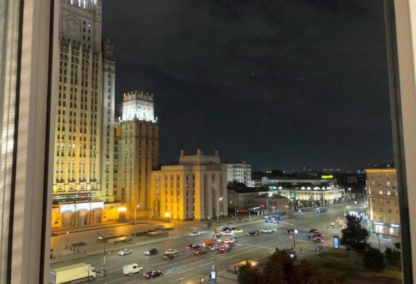 בית מלון כפרי Arbat Inn