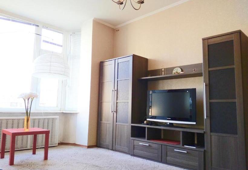 בית מלון כפרי Arbat Inn