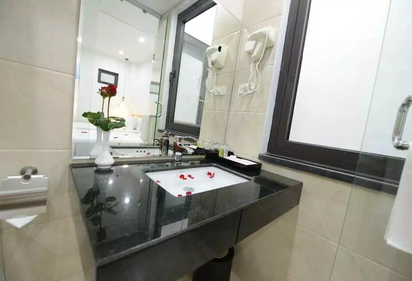 هتل Blue Hanoi Inn City