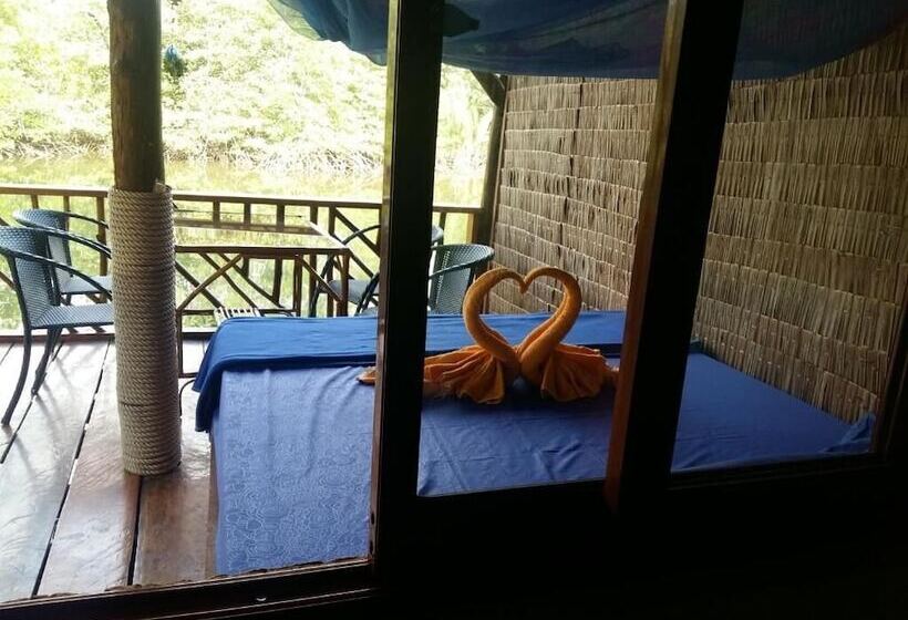 בית מלון כפרי Mangroves & More