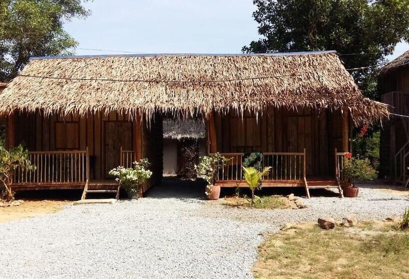 בית מלון כפרי Mangroves & More