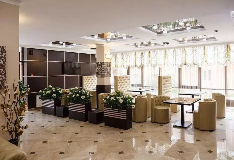 هتل Marton 20 Let Vlksm