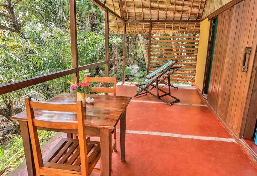 هتل Natiora Green Lodge