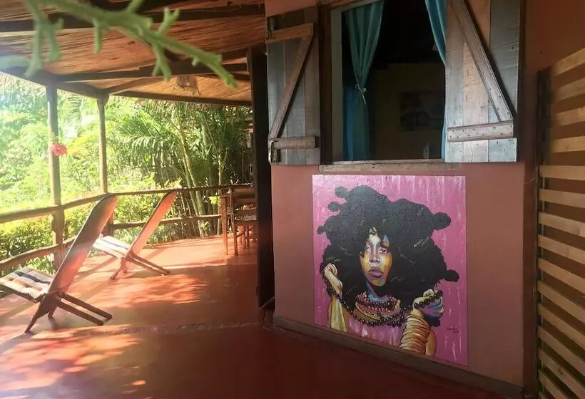 هتل Natiora Green Lodge