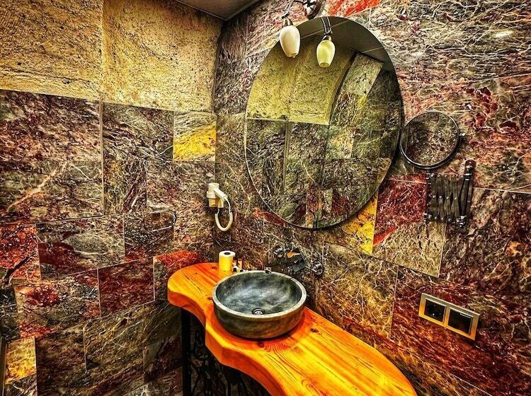 هتل Sakli Cave House