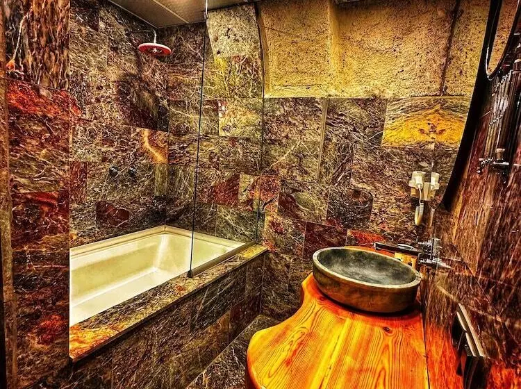 Hotelli Sakli Cave House