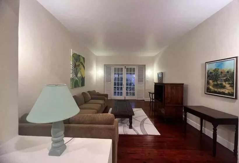 Inchcape Seaside Villas