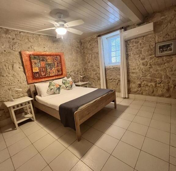 Inchcape Seaside Villas