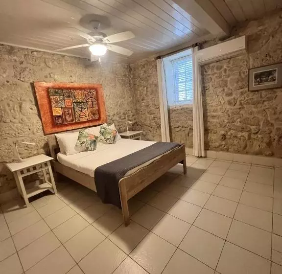 Inchcape Seaside Villas