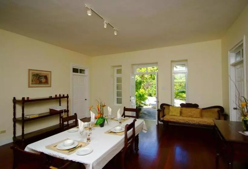 Inchcape Seaside Villas