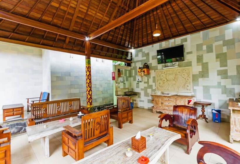 Lembongan Hostel