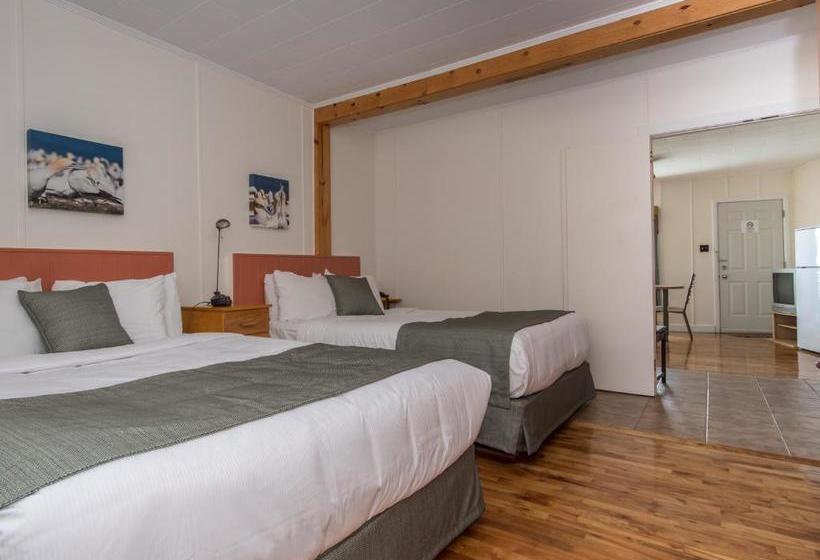 Au Pic De L Aurore Motel Chalets