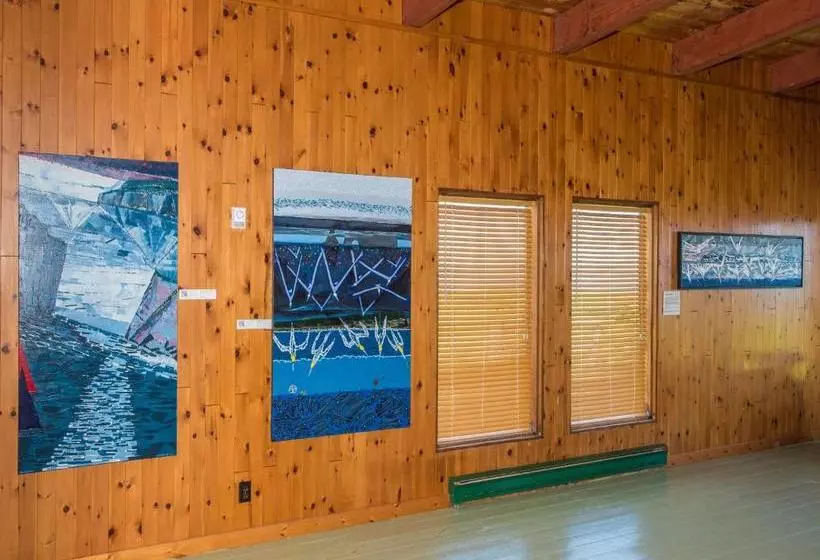 Au Pic De L Aurore Motel Chalets