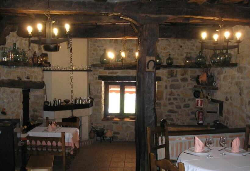 פנסיון Casa Reda   Posada De Viñón