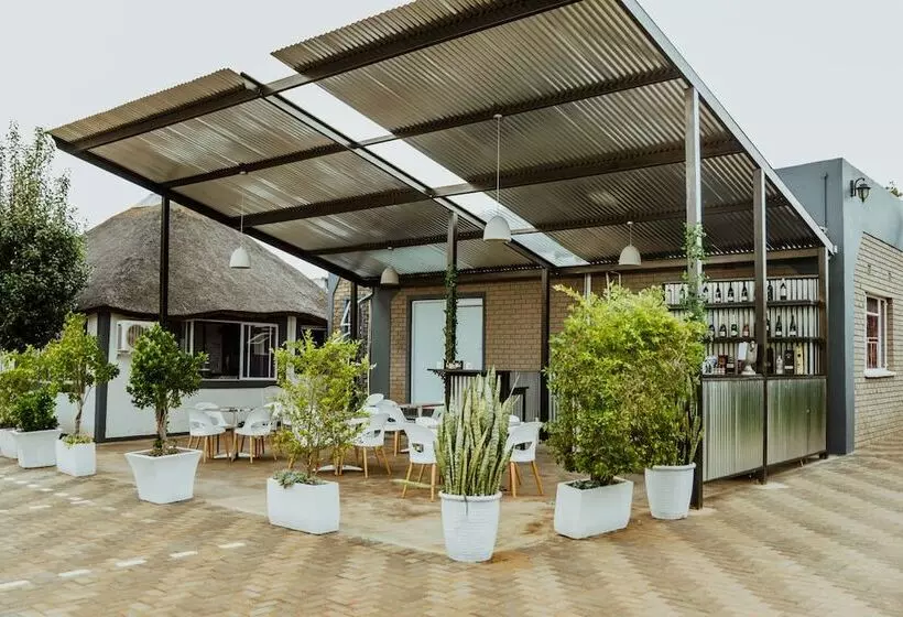 Tshiberry Bed & Breakfast