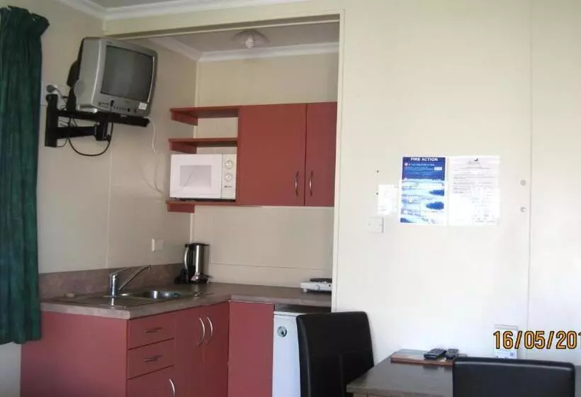 High Country Lodge, Motels & Backpackers