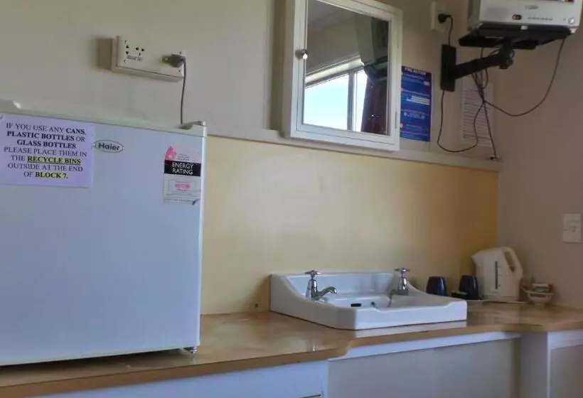 High Country Lodge, Motels & Backpackers