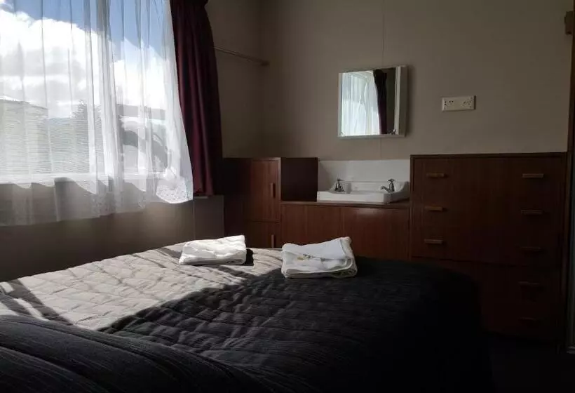 High Country Lodge, Motels & Backpackers