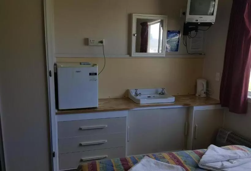 High Country Lodge, Motels & Backpackers