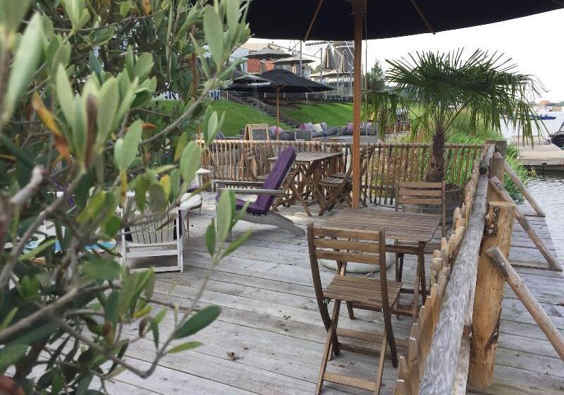 De Zon Hotel & Restaurant By Flow