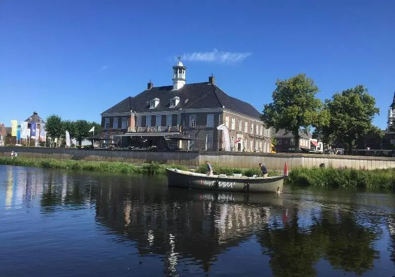 De Zon Hotel & Restaurant By Flow