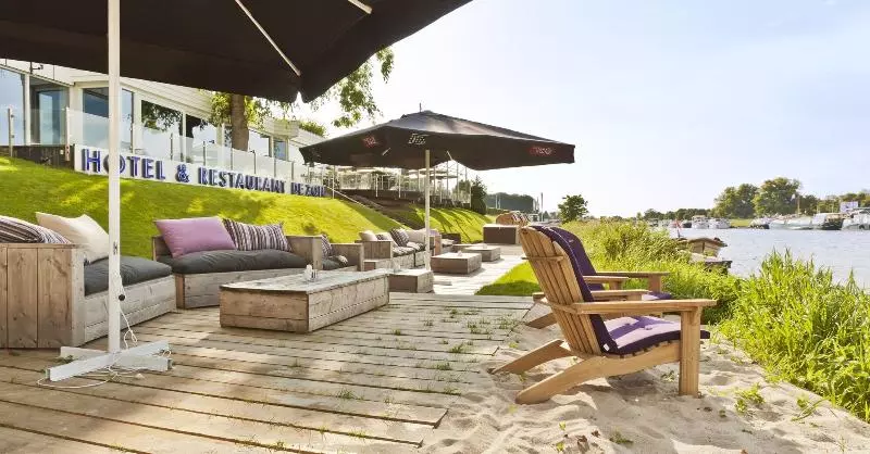 De Zon Hotel & Restaurant By Flow