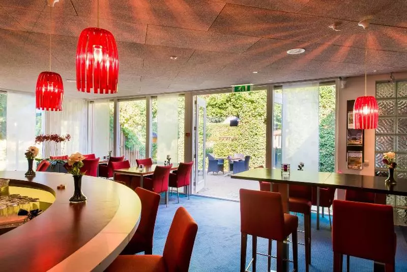 De Zon Hotel & Restaurant By Flow