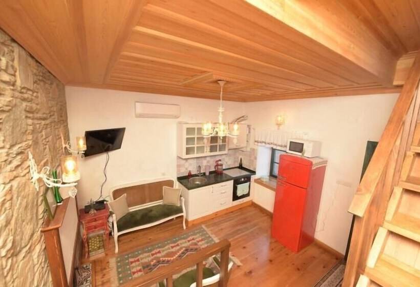 住宿加早餐  Sirince Ilya Konak