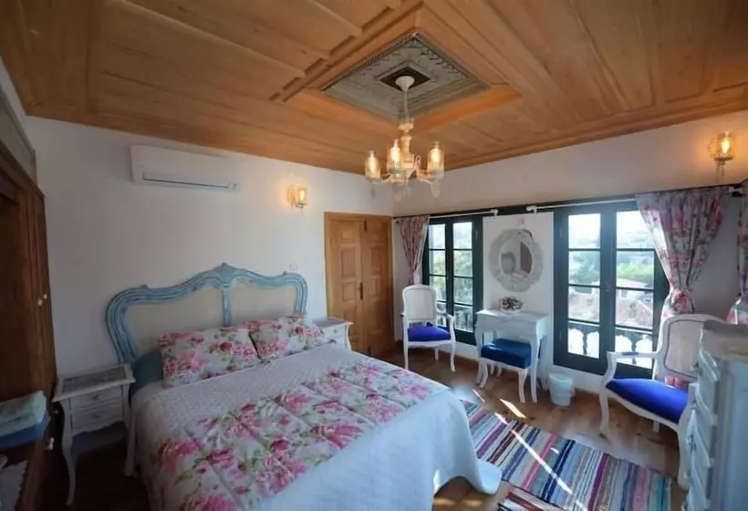 ベッドアンドブレックファースト Sirince Ilya Konak