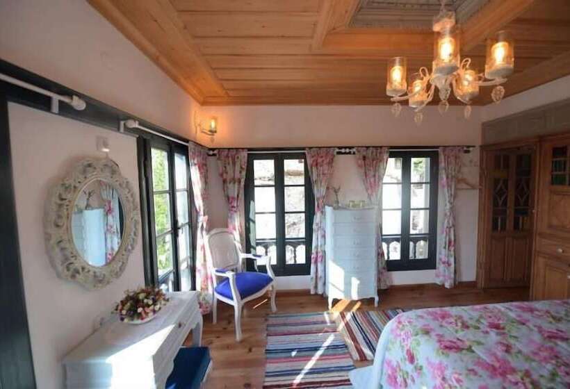 住宿加早餐  Sirince Ilya Konak