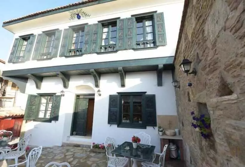 ベッドアンドブレックファースト Sirince Ilya Konak