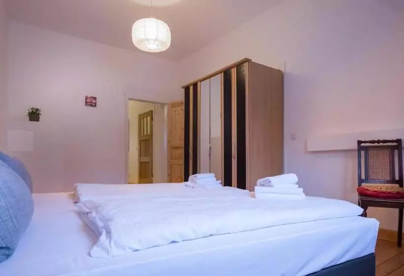 Dingdong Koblenz   City Apartments