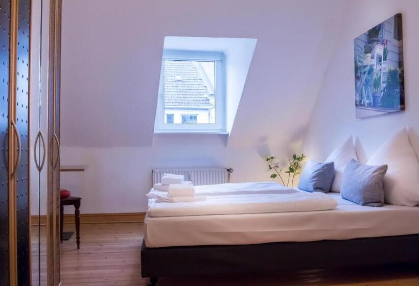 Dingdong Koblenz City Apartments