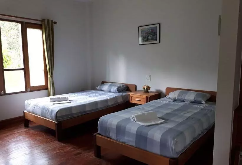 ホテル Baan Suansabaijai Resort