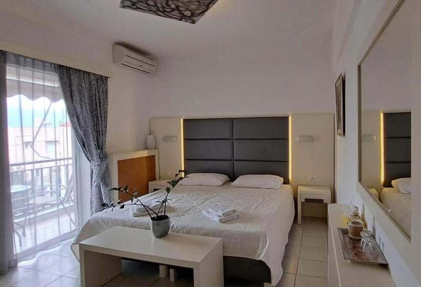 هتل Bicorna Chania