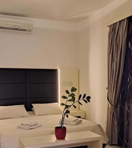 هتل Bicorna Chania